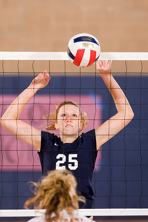 Lady Oaks Volleyball
