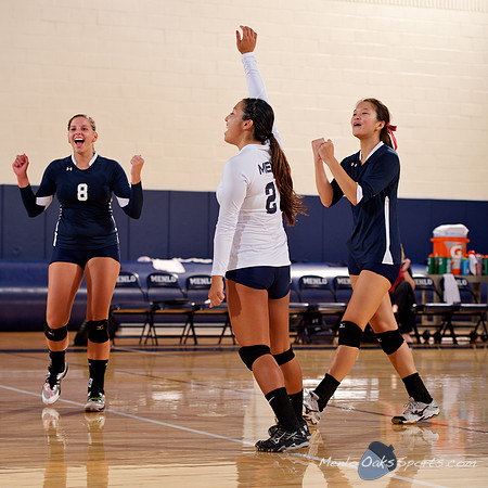 Oaks Volleyball vs. Mills College