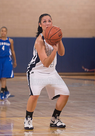 Oaks Basketball vs William Jessup