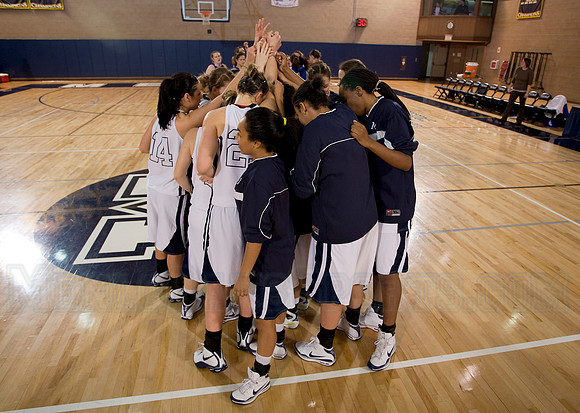 Oaks Basketball vs William Jessup