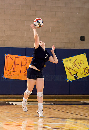 Lady Oaks Volleyball