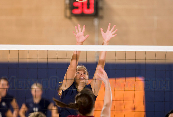 Lady Oaks Volleyball