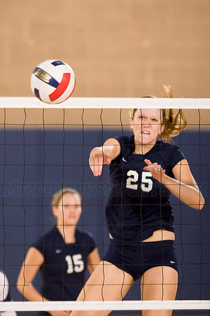 Lady Oaks Volleyball