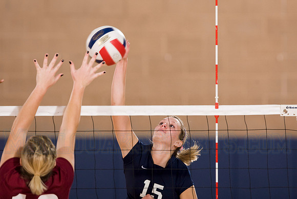 Lady Oaks Volleyball